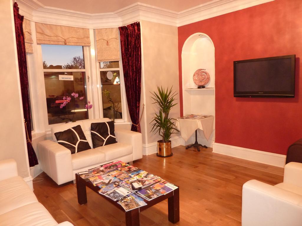 Alba Guest House Αμπερντήν Εξωτερικό φωτογραφία